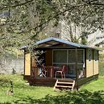 Confortable 2 Avec Terrasse A - Api-1-52-1954 Vébron