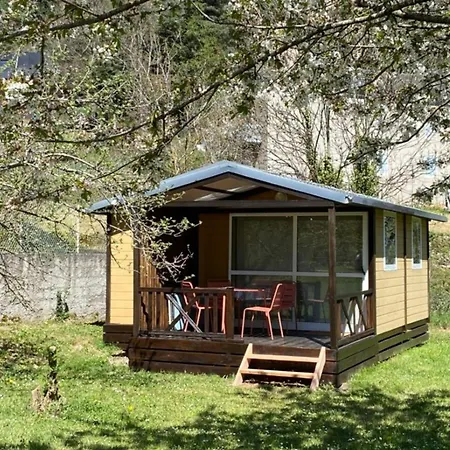 Confortable 2 Avec Terrasse à - Api-1-52-1954 Vebron