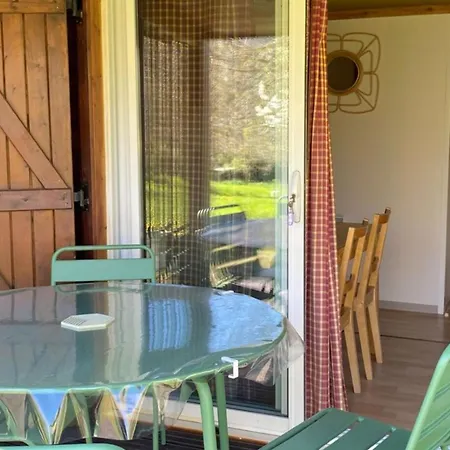 Confortable 2 Avec Terrasse A - Api-1-52-1954 Vebron