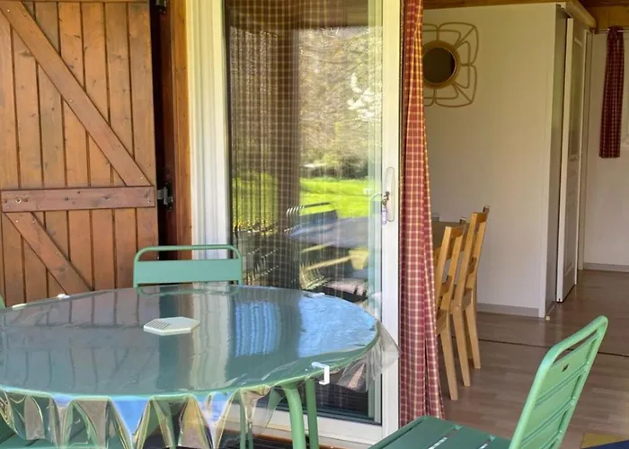Confortable 2 Avec Terrasse à - Api-1-52-1954 Vebron